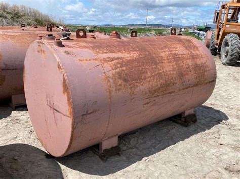500 Gallon Double Wall Fuel Tank Booker Auction Company