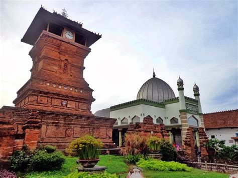 Masjid Menara Kudus 1549 Mistikus Cinta
