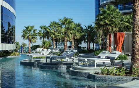 Paramount management associates (pma), is a hotel management company providing operations, acquisitions, new development and receivership services. Staycation review: Paramount Hotel, Dubai