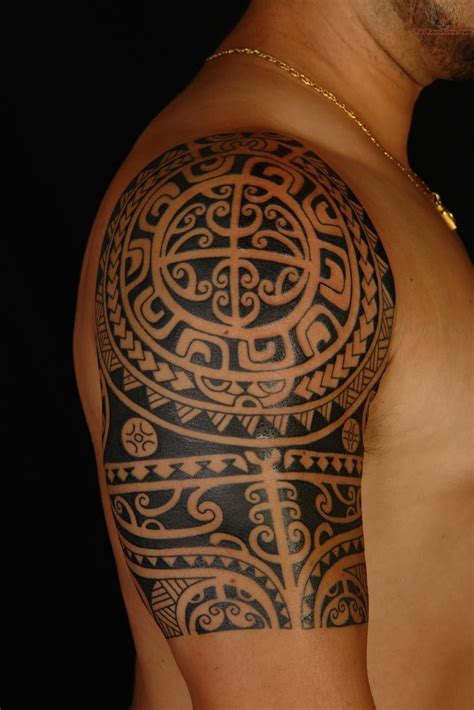 Many people even use a portion of the back to complete their shoulder tattoos. Shoulder Polynesian Tattoo For Men » Tattoo Ideas