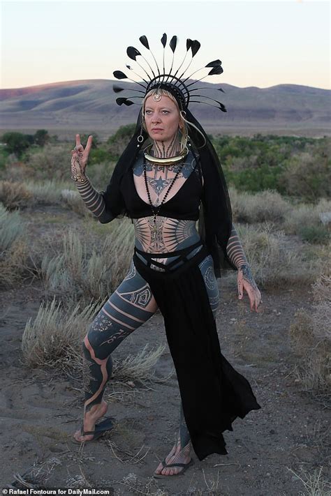 Turning Up The Heat Burning Man Revelers Descend On Nevadas Black Rock Desert Trends Now