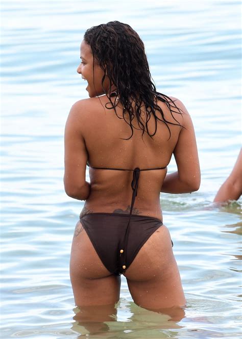 Christina Milian In Bikini On The Beach In Miami Hawtcelebs
