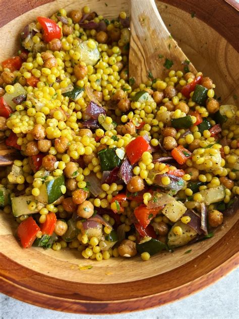 Pearl Couscous With Roasted Vegetables Chickpeas Something Nutritious