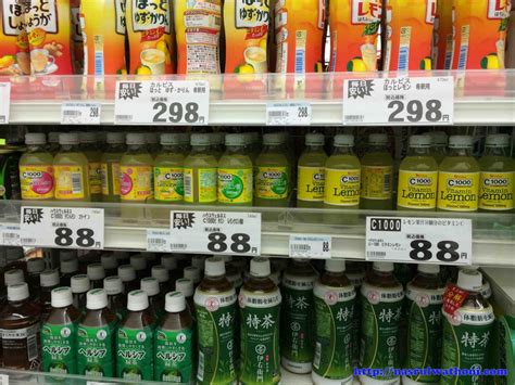 Di indonesia terdapat larangan berjualan minuman beralkohol di supermarket. Produk makanan minuman di supermarket Jepang yang ada di ...