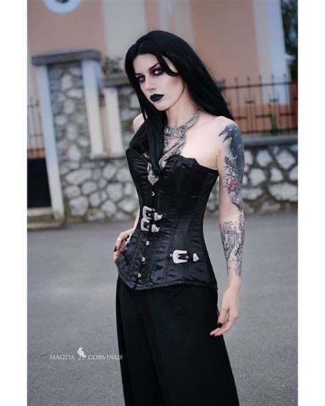 emily strange dark fashion gothic fashion fashion tips women s fashion witch fashion