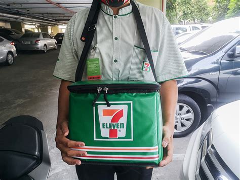 7 11 Delivery 7 Eleven Now Delivering To Your Door In Light Of The