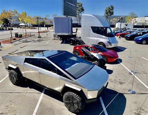 The tesla cybertruck rocked the automotive world when the prototype was unveiled in november 2019. Tesla's subtle Supercharger 'V4' hints are pointing at the ...