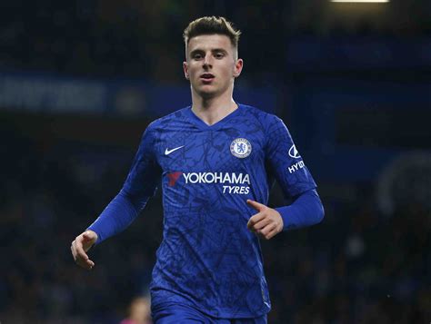 He is 21 years old from england and playing for chelsea in the england premier league (1). Chelsea's Mason Mount 'Reminded of Responsibilities' After ...