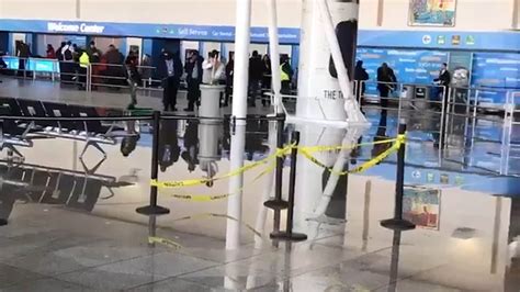 Water Main Breaks Shuts Down Terminal At Jfk Airport Causing Even More