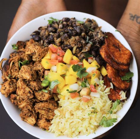 It's dark meat chicken, and potatoes, simmered in a flavorful tomato based sauce. Cuban Chicken & Black Bean Rice Bowls - Ev's Eats