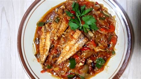Ikan masak singgang kelantan 2 ulas bawang putih dihiris halus kalau besar guna 1 ulas saja 2. Cara memasak ikan tongkol - YouTube