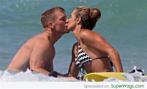 David warner is an australian most famous cricketer. David Warner and Candice Falzon Kissing | Super WAGS - Hottest Wives and Girlfriends of High ...