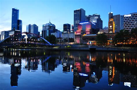 Melbourne Skyline and river free image