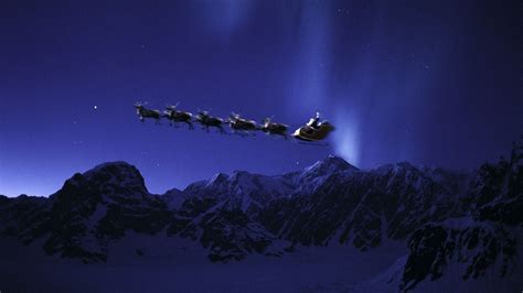 Santa Spotted By Airplane Passengers Mystic Christmas Blog
