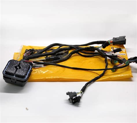 Wiring harness is a connector for electronic products. CAT 324D/325D/329D engine wiring harness C7 engine wiring harness 1982713 engine parts