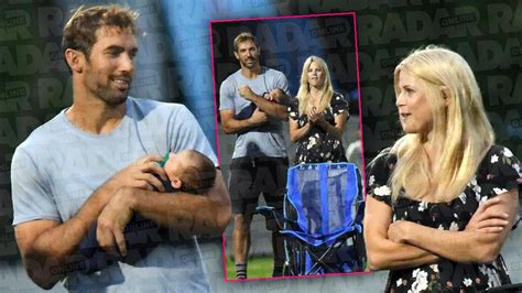 Tiger Woods Ex Elin Nordegren Gives Birth See Photos Of New Baby
