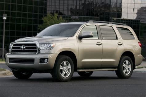 Used 2013 Toyota Sequoia For Sale Pricing And Features Edmunds