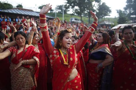 Teej Celebrations In Nepal See Women Throng To Pashupatinath Temple