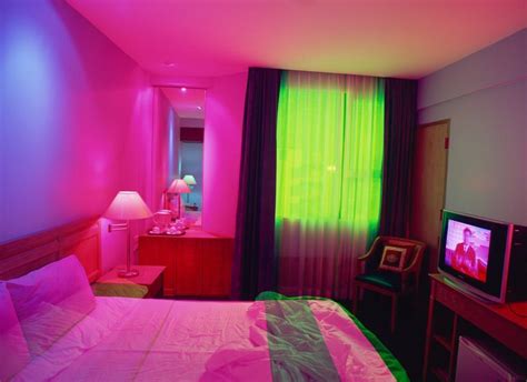 Vaporwave aesthetic 80s aesthetic retro wallpaper wallpapers vintage arcade aesthetic wallpapers retro aesthetic. Vaporwave Room: yosoylaprincesa | Room, Neon aesthetic ...