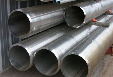 Ss Seamless Pipes Alloy Steel Seamless Tubes Carbon Steel Welded