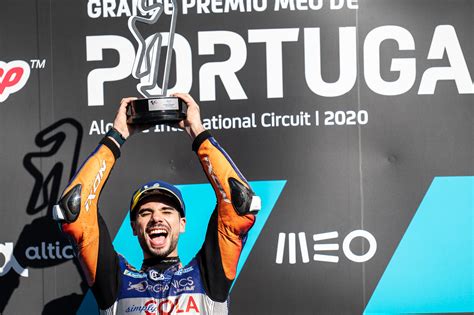 Oliveira Dominates Home Motogp In Portugal As Arenas Wins 2020 Moto3