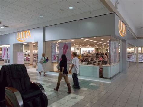 The mall includes such apparel retailers as : Cumberland Mall's new stores add appeal in Vineland ...