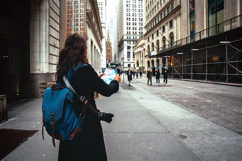 7 trampas que conviene evitar en nueva york … y dónde ir en su lugar go guides
