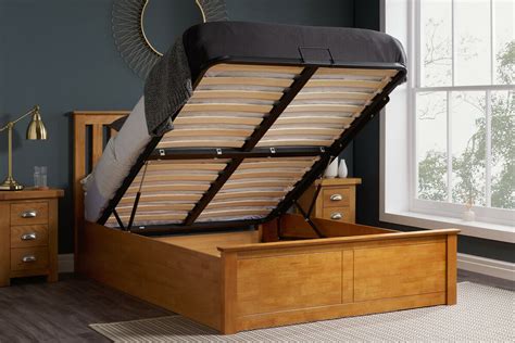 Browse our range of divan beds with storage available in all 4 sizes. WHITE OR OAK OTTOMAN GAS LIFT STORAGE BED 4FT6 DOUBLE 5FT ...