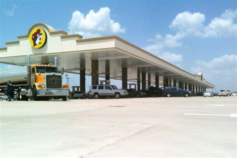 Check spelling or type a new query. Roadside Stopper: Can Something Be Too Big in Texas? - WSJ