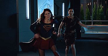 And it stays that way, until kara's life is almost cut short. supergirl ships | Tumblr | Supergirl, Kara danvers ...