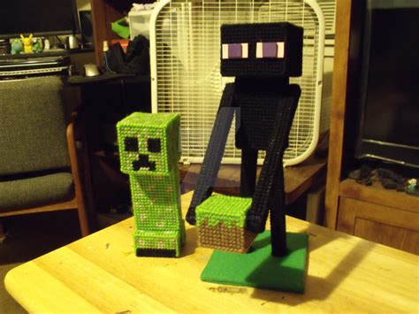 Minecraft Creeper And Enderman By Random Hero13 On Deviantart