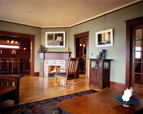 Take your time with the prep work, and use care to sand and clean in between coats of paint. Pink-painted-picture-rail-living-room-craftsman-with-picture-rail-wood-trim.jpg (JPEG Image, 990 ...