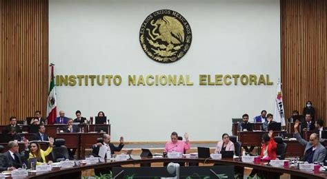 INE reduce multa a partidos por irregularidades en precampañas