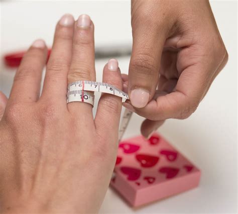 Ring Size Chart How To Measure A Ring Size At Home