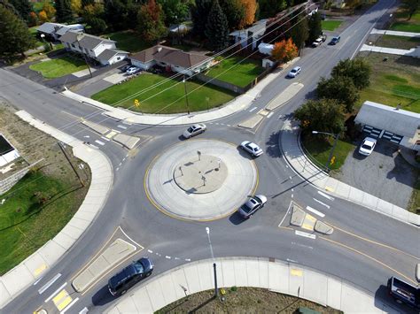 Washington State Dot Touts Roundabouts The Spokesman Review