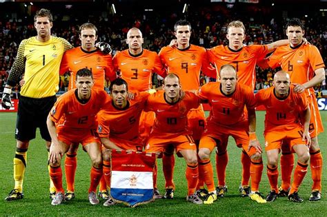 Soccer, football or whatever: Netherlands Greatest All-Time Team After