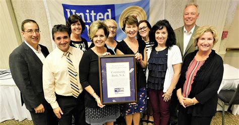 Cbna Receives United Way Award Ny Pa Vt And Community Bank Na