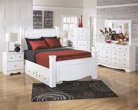 Modern & cutting edge bedroom furniture plus sets. Ashley Weeki B270 Queen Size Poster Bedroom Set 6pcs in ...