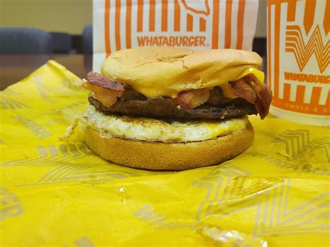 Review Whataburger Has A New Breakfast Burger