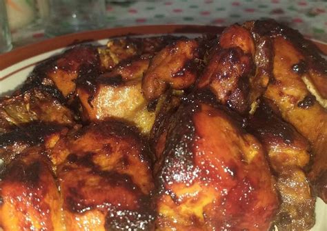 Buat kamu yang ingin bikin ayam bakar sendiri di rumah, gak perlu hanya dengan menggunakan teflon, kamu bisa menikmati ayam bakar kecap yang lezat. Resep Ayam Bakar Teflon oleh Dea Kandita - Cookpad
