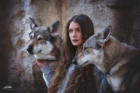 The Lady And The Wolves By Pitsfotos 500px Wolves And Women Dog
