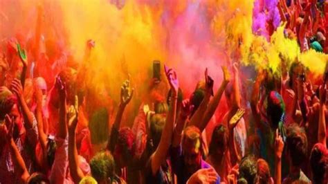 Happy Holi 2023 Quotes Messages Sms Whatsapp And Facebook Status