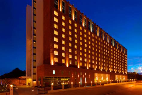 As of june 30, 2020, sheraton operates 446 hotels with 155,617 rooms globally, including locations in north america, africa, asia pacific, central and south america, europe. Starwood Hotels & Resorts Announced Sheraton Hyderabad ...
