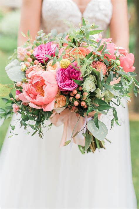 20 Most Gorgeous Peony Wedding Bouquets Ever
