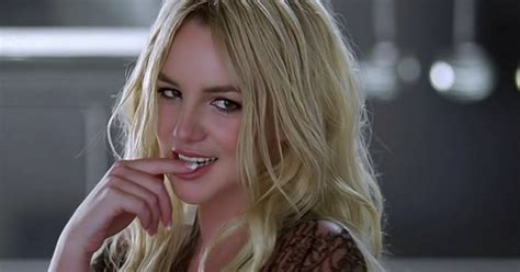 11 Britney Spears Womanizer Music Video Moments You Totally Forgot