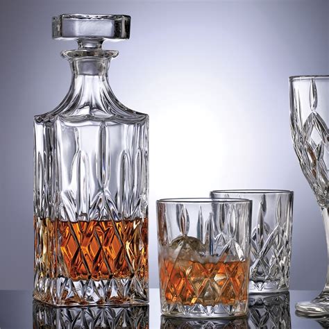 750ml Whiskey Decanter With 6 Whiskey Glasses Newbridge Silverware