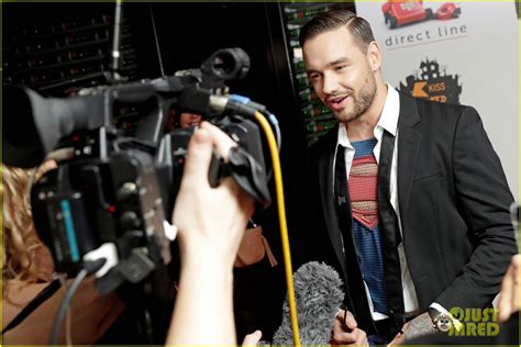 Liam Payne Dresses Up As Clark Kent At Early Halloween Party Photo Photos Just