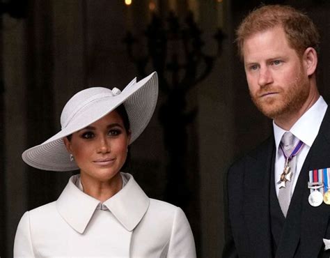 Update Where Are Prince Harry And Meghan After Car Accident Sound