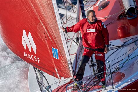 Leslie stretch, chris muesler & tanguy delamotte. Vendée Globe #2 : Glissades brésiliennes | Buzzles