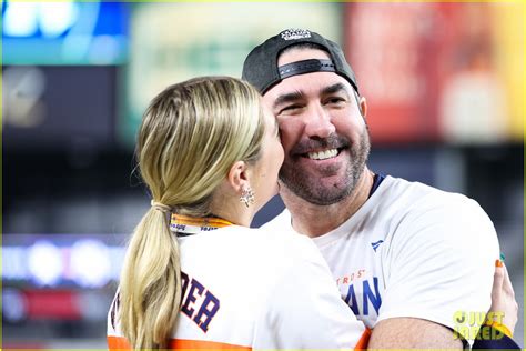 Kate Upton Celebrates Husband Justin Verlander Houston Astros Heading